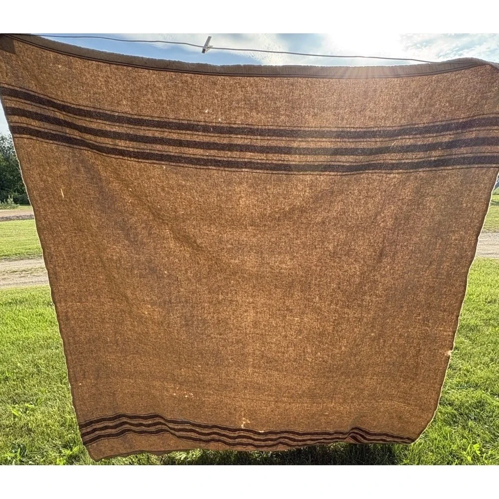 Vintage 1930 - 40's 75% Camel Hair And Wool Blanket Military Style Authentic